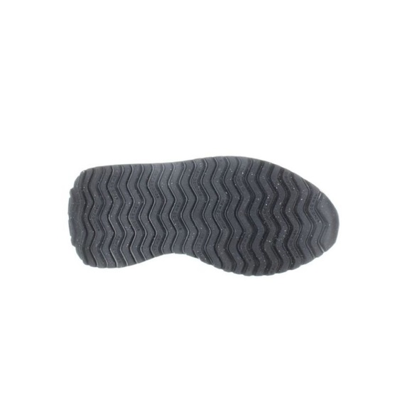 New Balance Women's Beige and White Sneakers - Picture 4 of 15